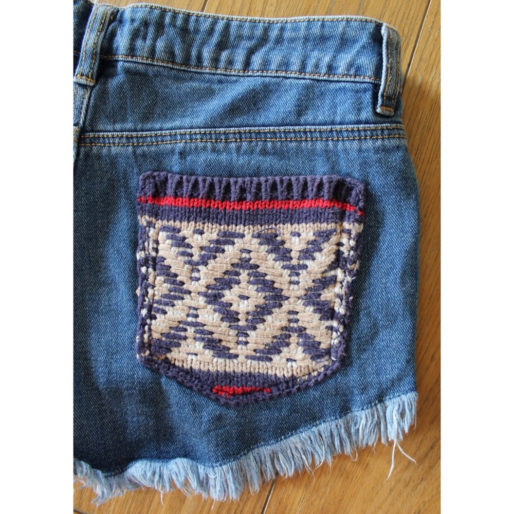 P.S. Erin Wasson Boho Embroidered Shortie Vintage Jean Shorts 28 6 - Picture 7 of 8